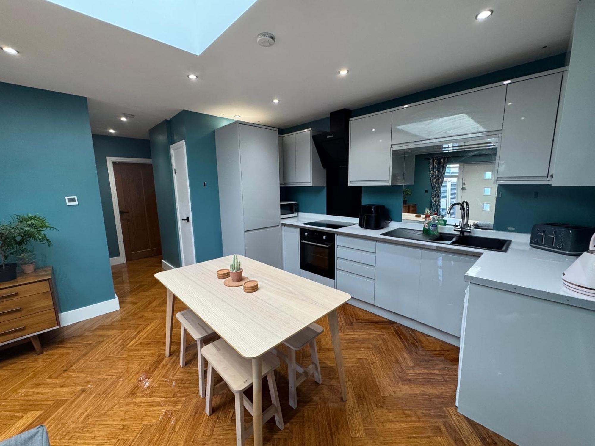 Streatham Vale Streatham House - 2 Bedroom - Sleeps 6 - Free Wifi מראה חיצוני תמונה